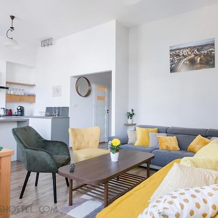 Apartament Na Granicy / Apartment On The Border Cieszyn  Ngoại thất bức ảnh
