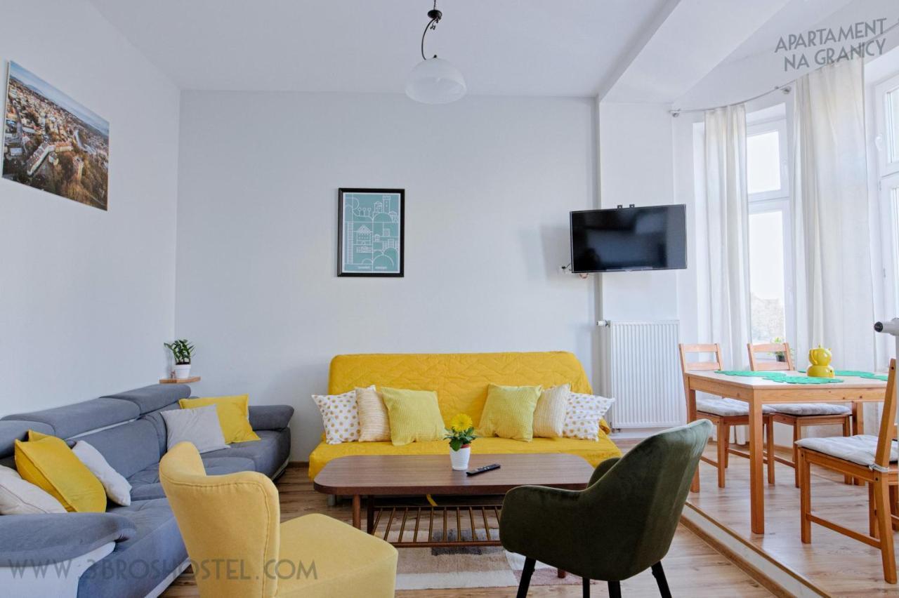 Apartament Na Granicy / Apartment On The Border Cieszyn  Ngoại thất bức ảnh