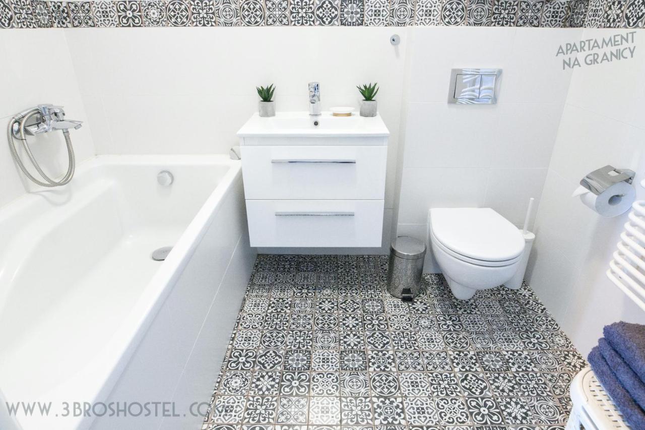 Apartament Na Granicy / Apartment On The Border Cieszyn  Ngoại thất bức ảnh
